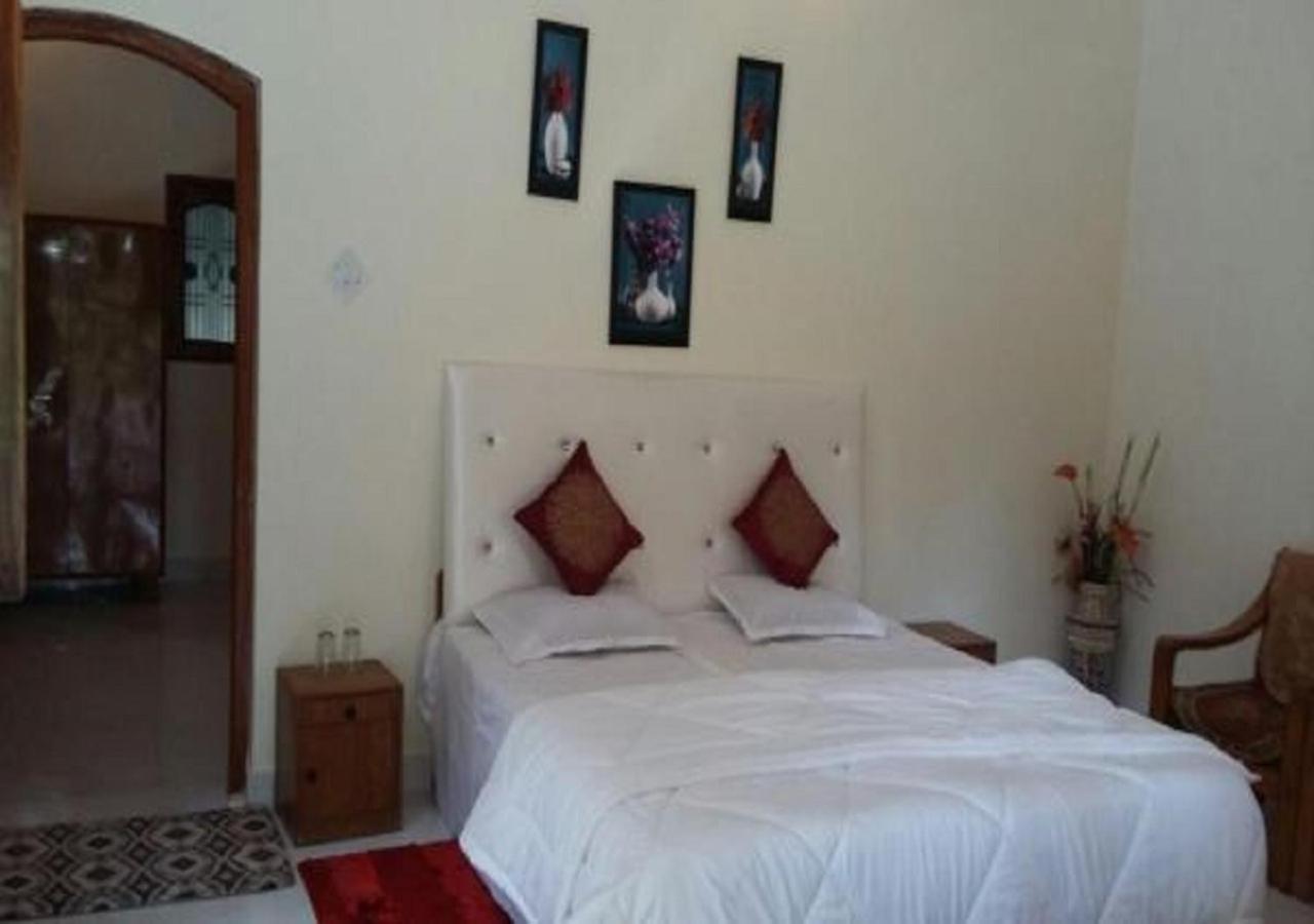 Adb Rooms Ashoka Resort Tāla Exterior foto